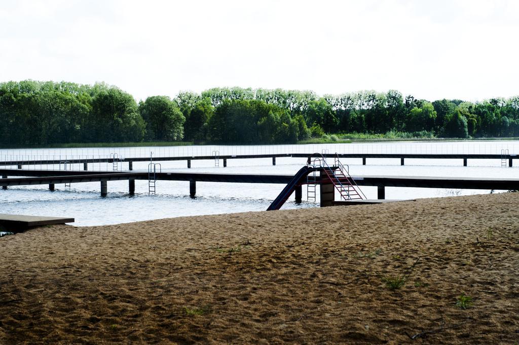 Pensjonat Lido Antonin  Exterior photo